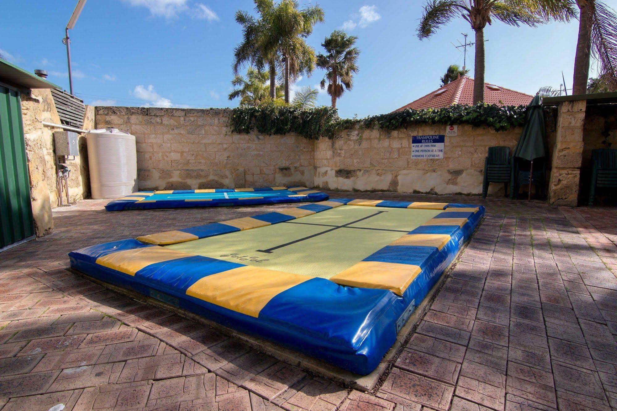 Mandurah Family Resort Esterno foto